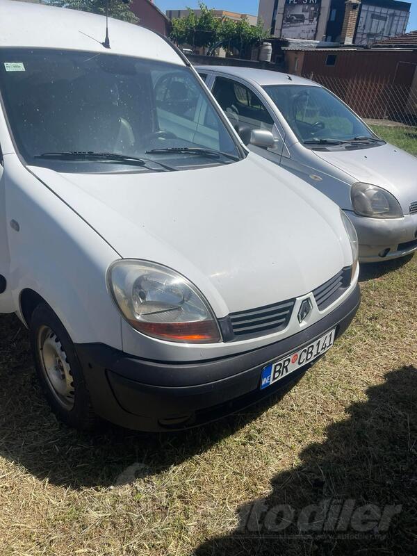 Renault - Kangoo - 1900
