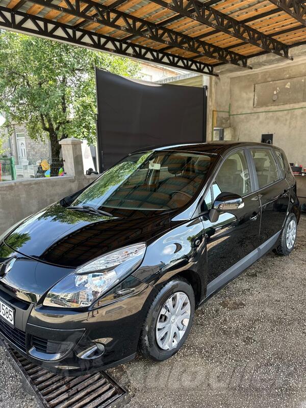 Renault - Scenic - 1.5