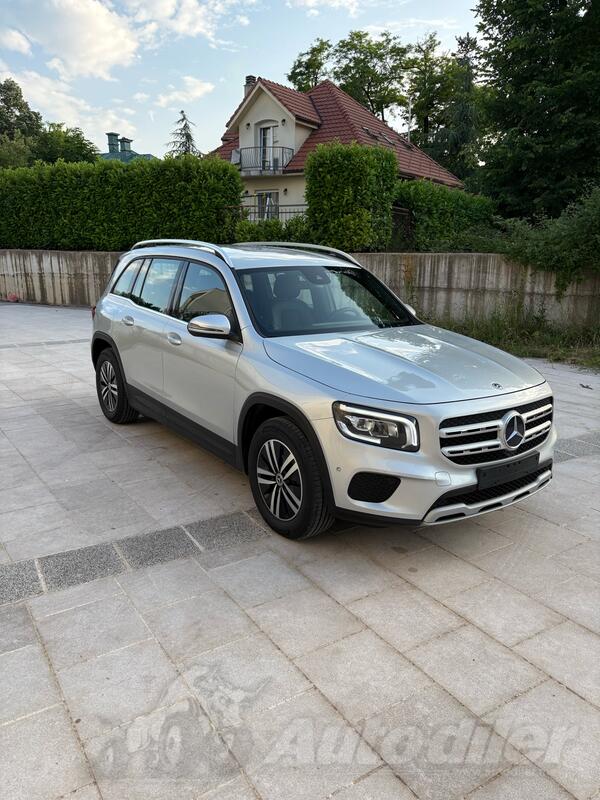 Mercedes Benz - GLB 180 - 2.0