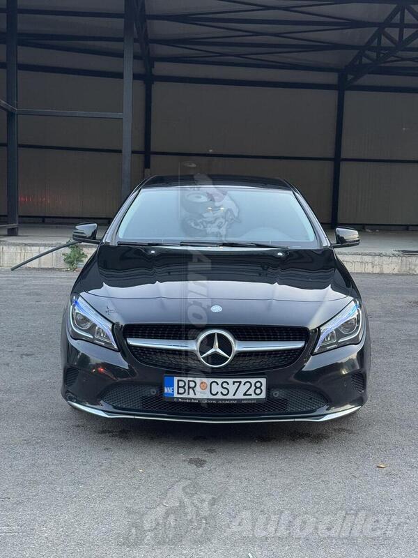 Mercedes Benz - CLA 180