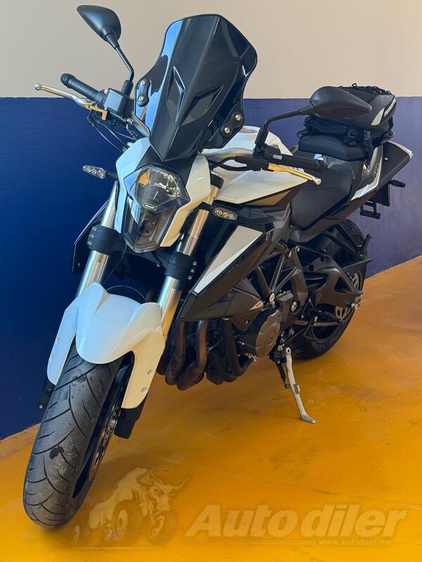 Benelli - TnT 600r