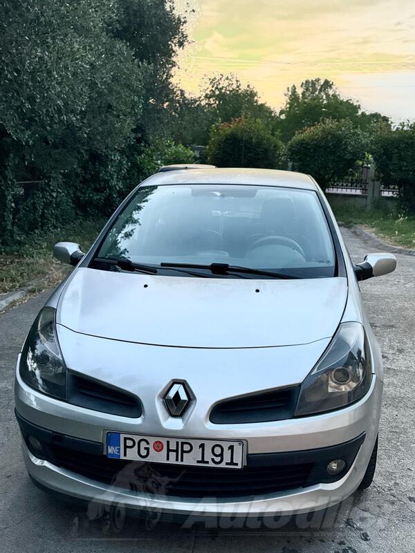 Renault - Clio - 1.5 DCI