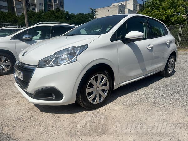 Peugeot - 208 - 1.6 Hdi