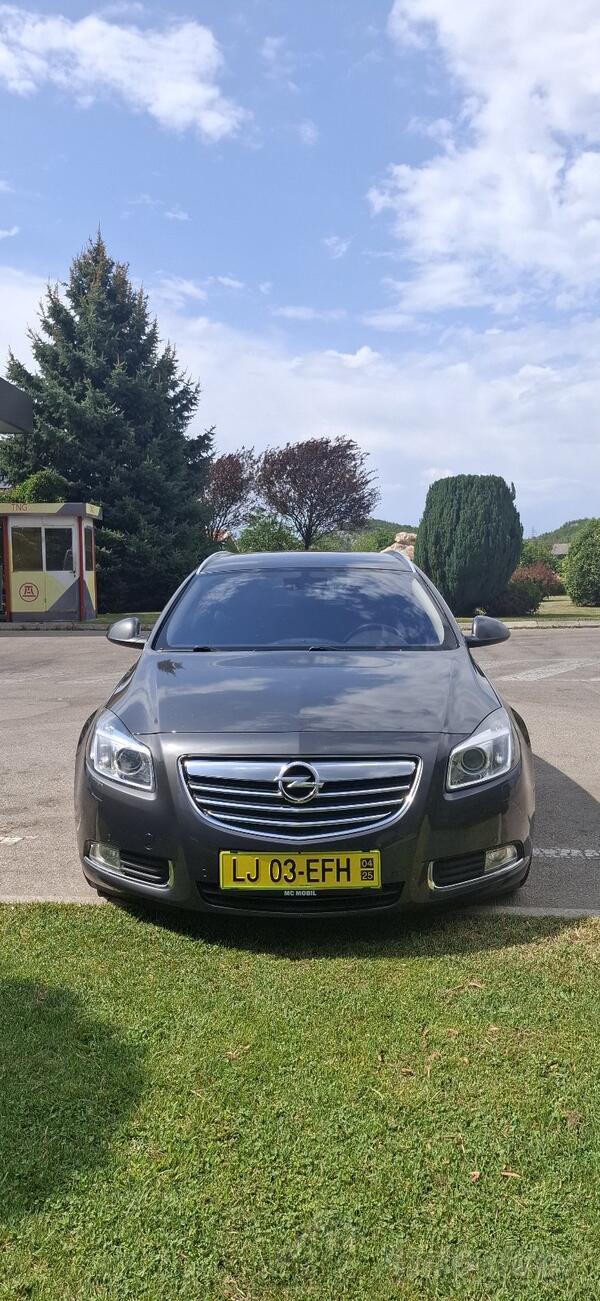 Opel - Insignia - 20 cdti