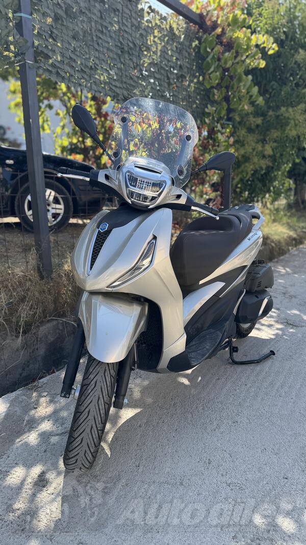 Piaggio - Beverly 400 HPE
