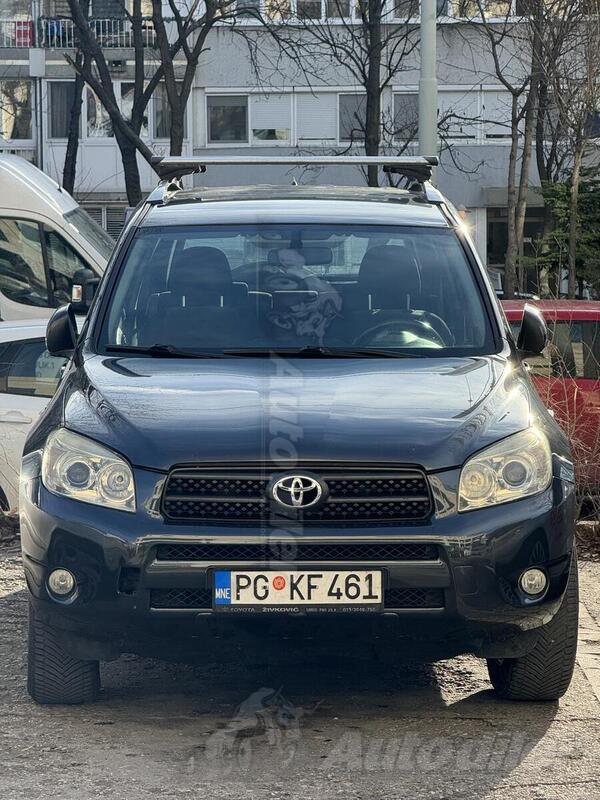 Toyota - RAV 4 - 2.2 D-4D