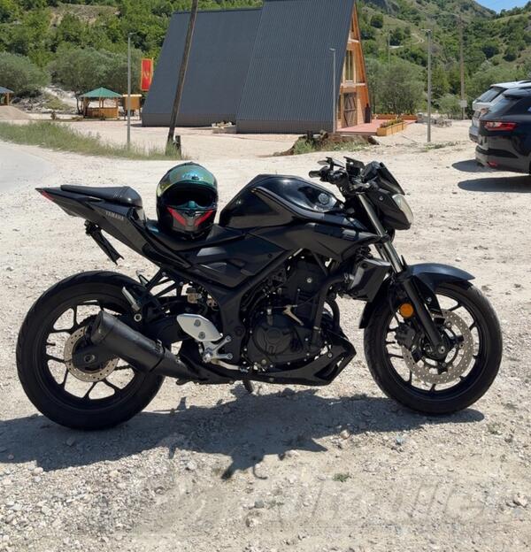 Yamaha - Mt-03