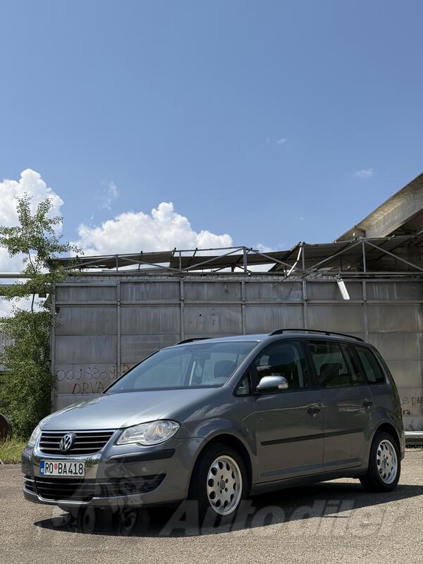 Volkswagen - Touran - 1.9 TDI BLS
