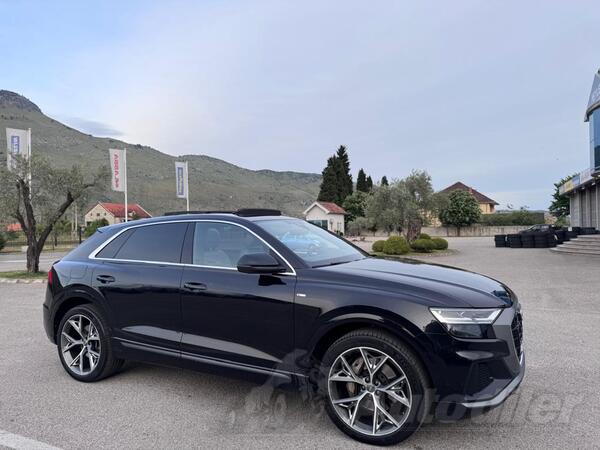 Audi - Q8 - 50 TDI  S Line