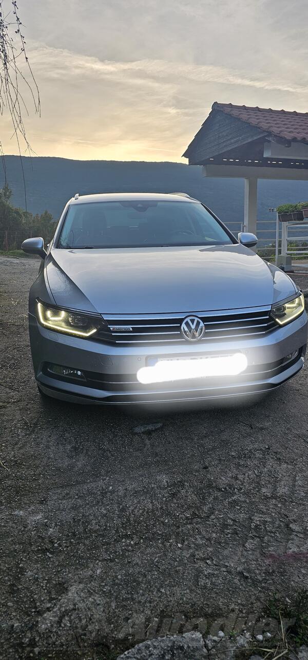Volkswagen - Passat - 2.0 dci HIGHLINE 4 MOTION