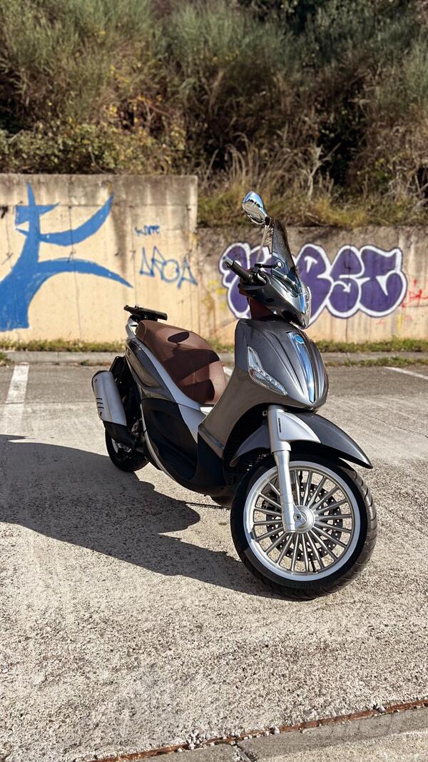 Piaggio - Beverly