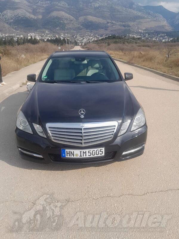 Mercedes Benz - E 300 - 3.0