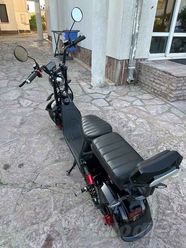 Electric Motion - Skuter