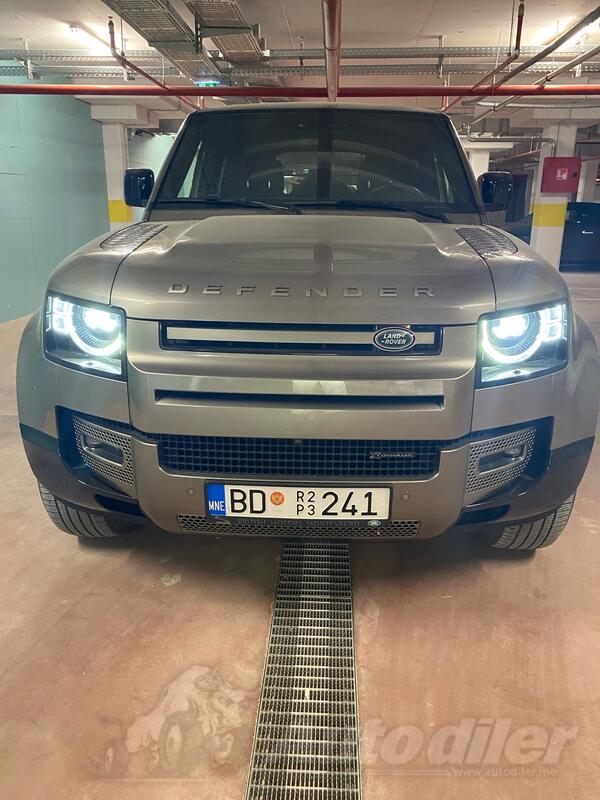 Land Rover - Defender - 110 X-DYNAMIC S 250 HP - Silicon Silver