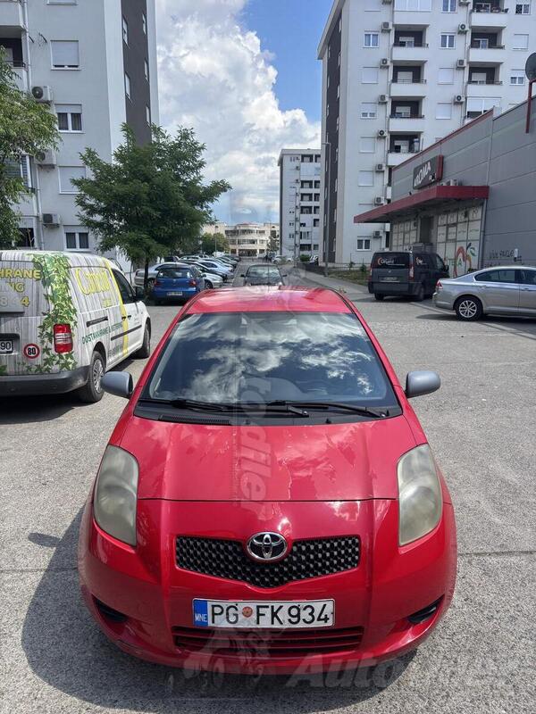 Toyota - Yaris - 1.0