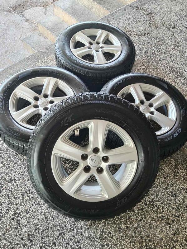 Fabričke felne i KIA Sportage  gume