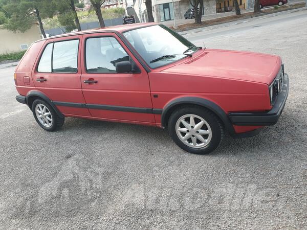 Volkswagen - Golf 2 - 1.8benz/plin