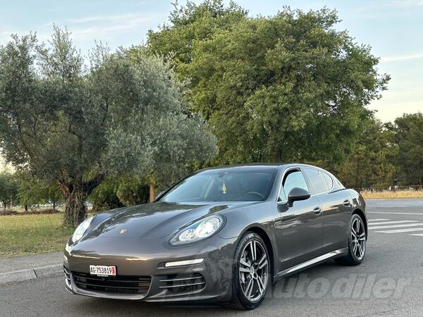 Porsche - Panamera - 3.0