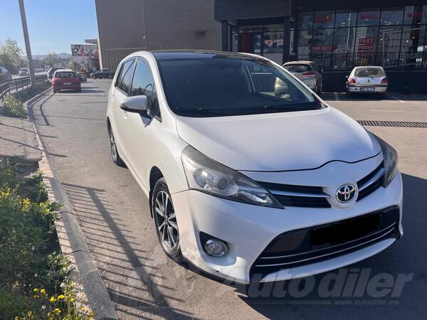 Toyota - Verso - 2.0 TDI