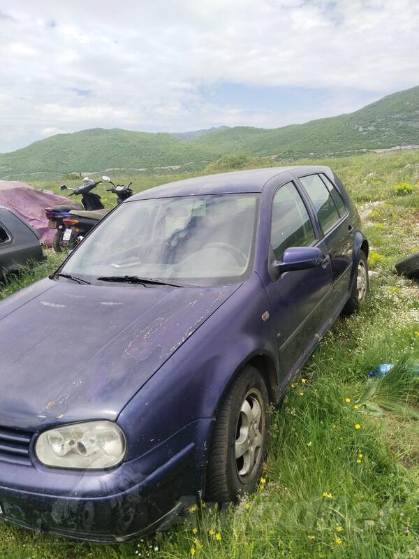 U djelovima Volkswagen - Golf 4 tdi