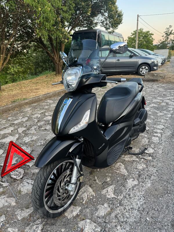 Piaggio - Beverly