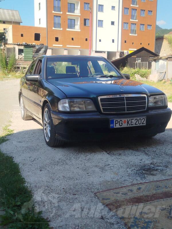 Mercedes Benz - 180 - c180