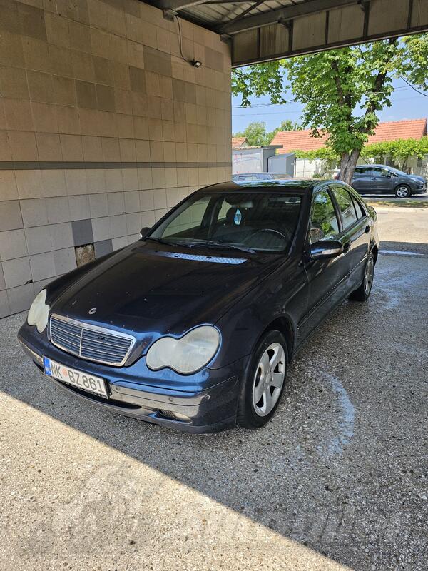 Mercedes Benz - C 200
