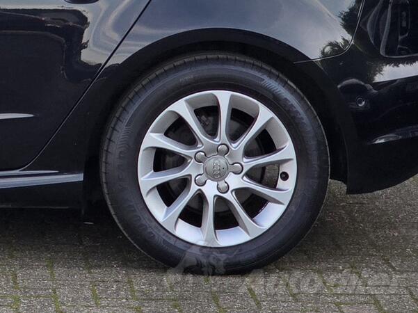 Fabričke felne i 16 gume