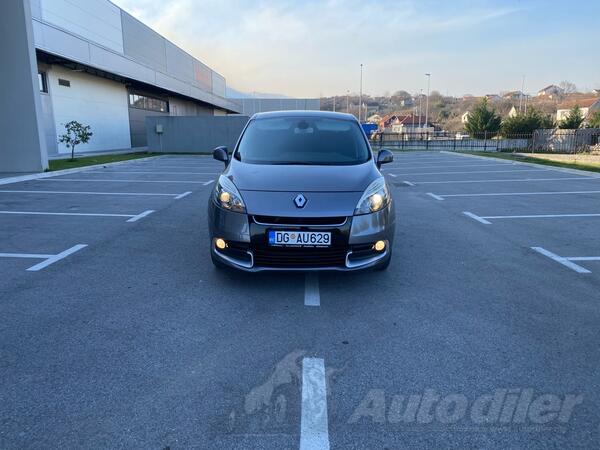 Renault - Scenic - 1.5 dci