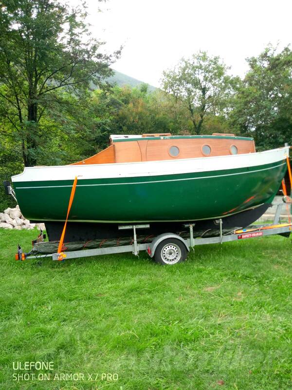 Abati yachts - Drvena plastificirana jedrilica,ručno rađena unikatne izrade