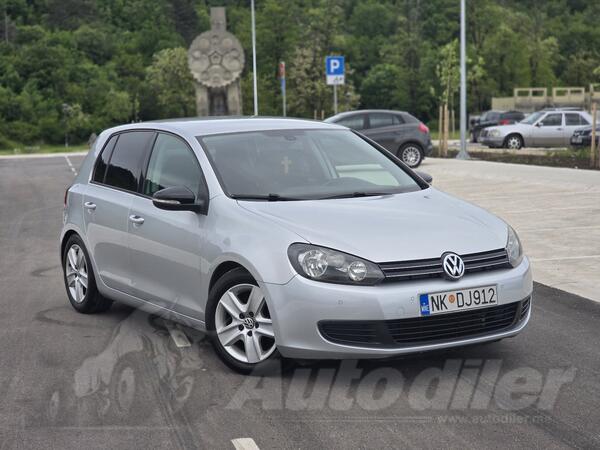 Volkswagen - Golf 6 - 2.0 TDI HIGHLINE