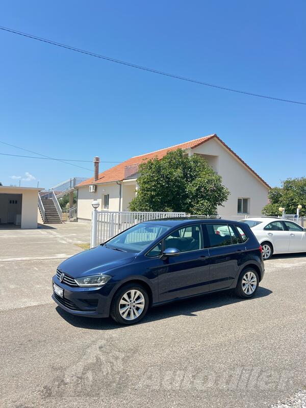 Volkswagen - Golf Sportsvan - 1.6 TDI BLUMOTION
