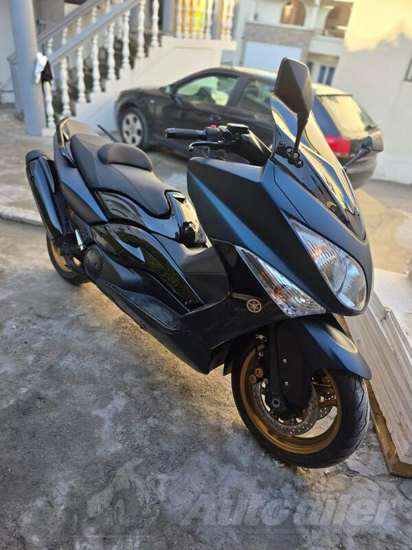 Yamaha - T MAX 500