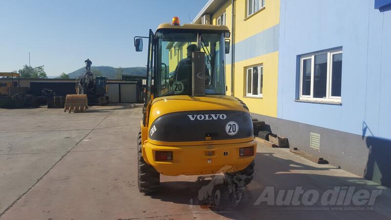 Volvo - L 30