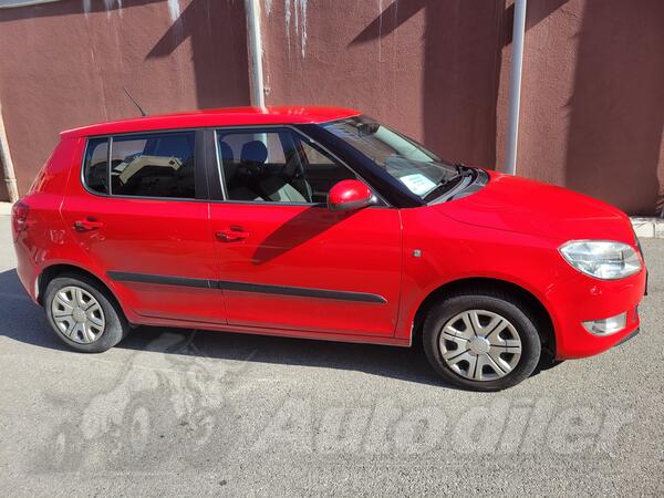 Škoda - Fabia - 1.4 16v ambiente