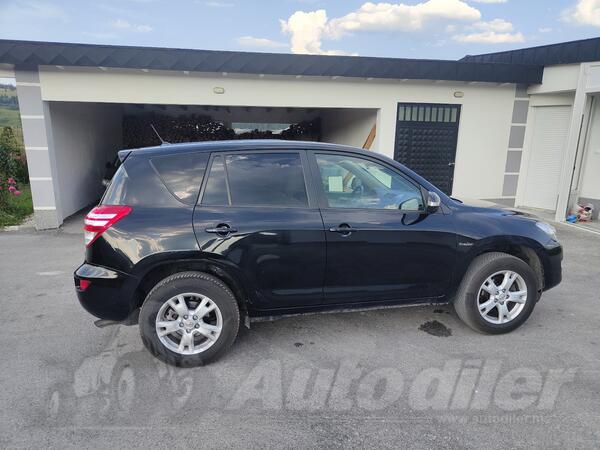 Toyota - RAV 4 - 2.2D