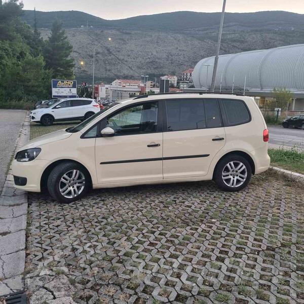 Volkswagen - Touran - 2.0 TDI