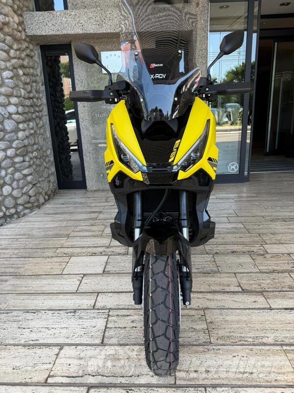 Honda - X-ADV750S Special Edition