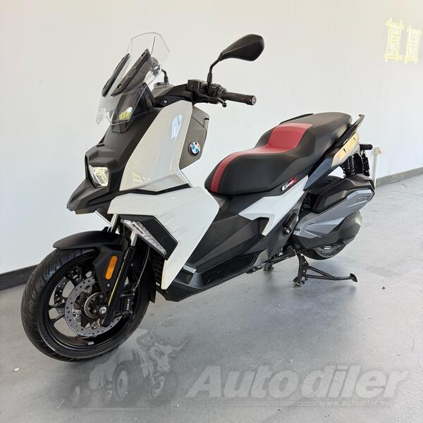 BMW - C400X