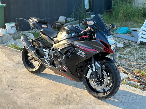 Suzuki - GSXR600