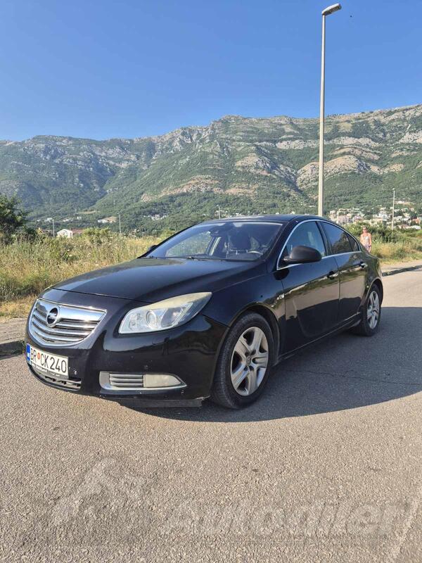 Opel - Insignia - 2.0