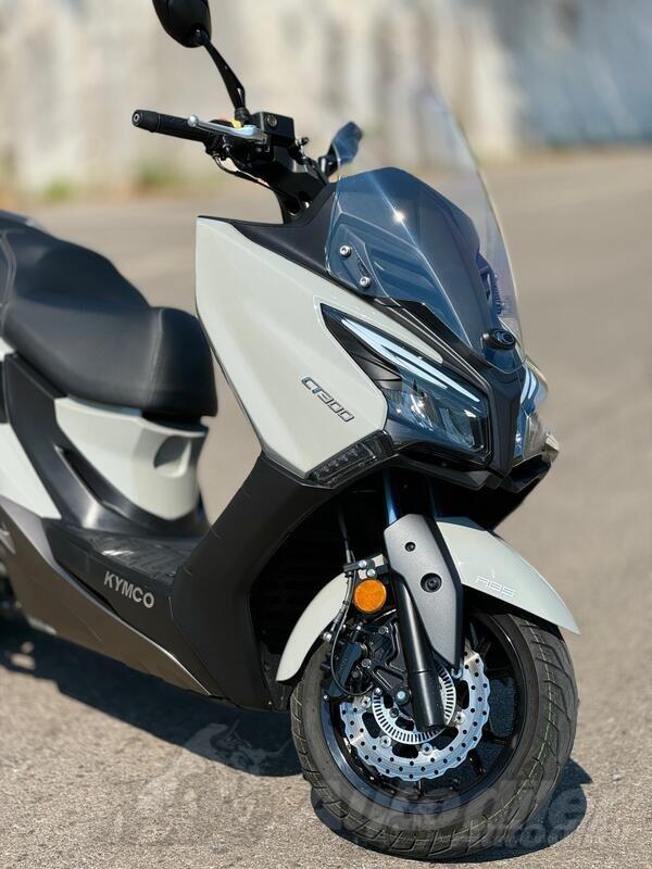 Kymco - Xtown 300CT