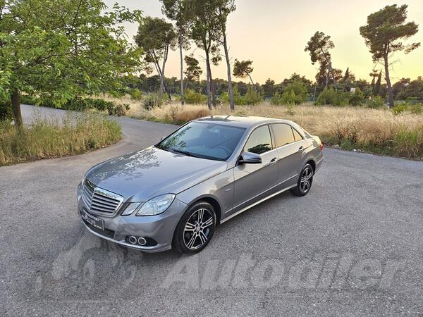 Mercedes Benz - E 200 - E200