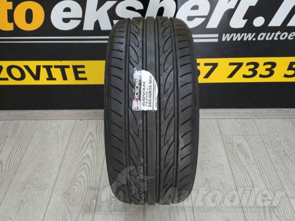 Yokohama 245/40R19 Ljetnja guma