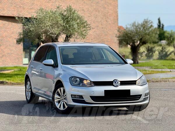 Volkswagen - Golf 7 - 1.6tdi bluemotion