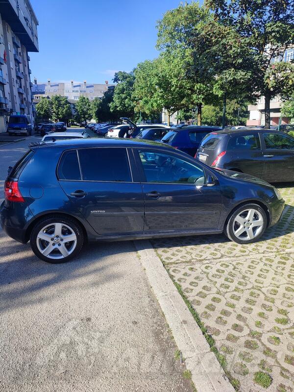 Volkswagen - Golf 5 - 1.9tdi 77kw
