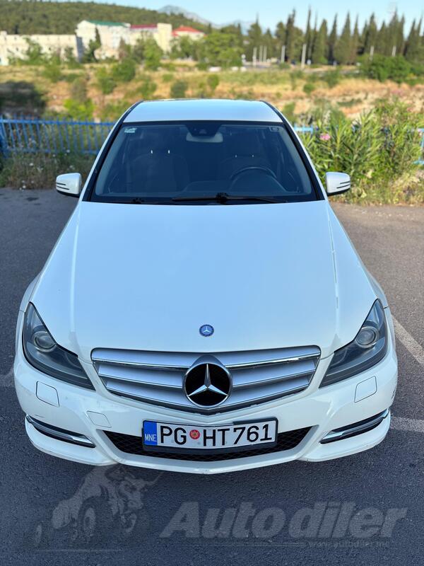 Mercedes Benz - C 200