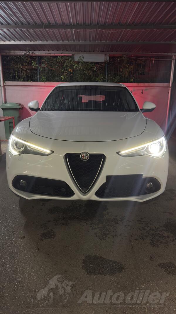 Alfa Romeo - Stelvio - 2.2 JTD Q4