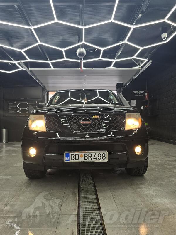 Nissan - Pathfinder - dci