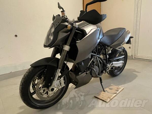 KTM - Duke 990